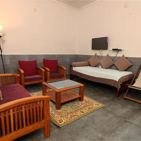 Monsoon Apartments 坎努尔 外观 照片