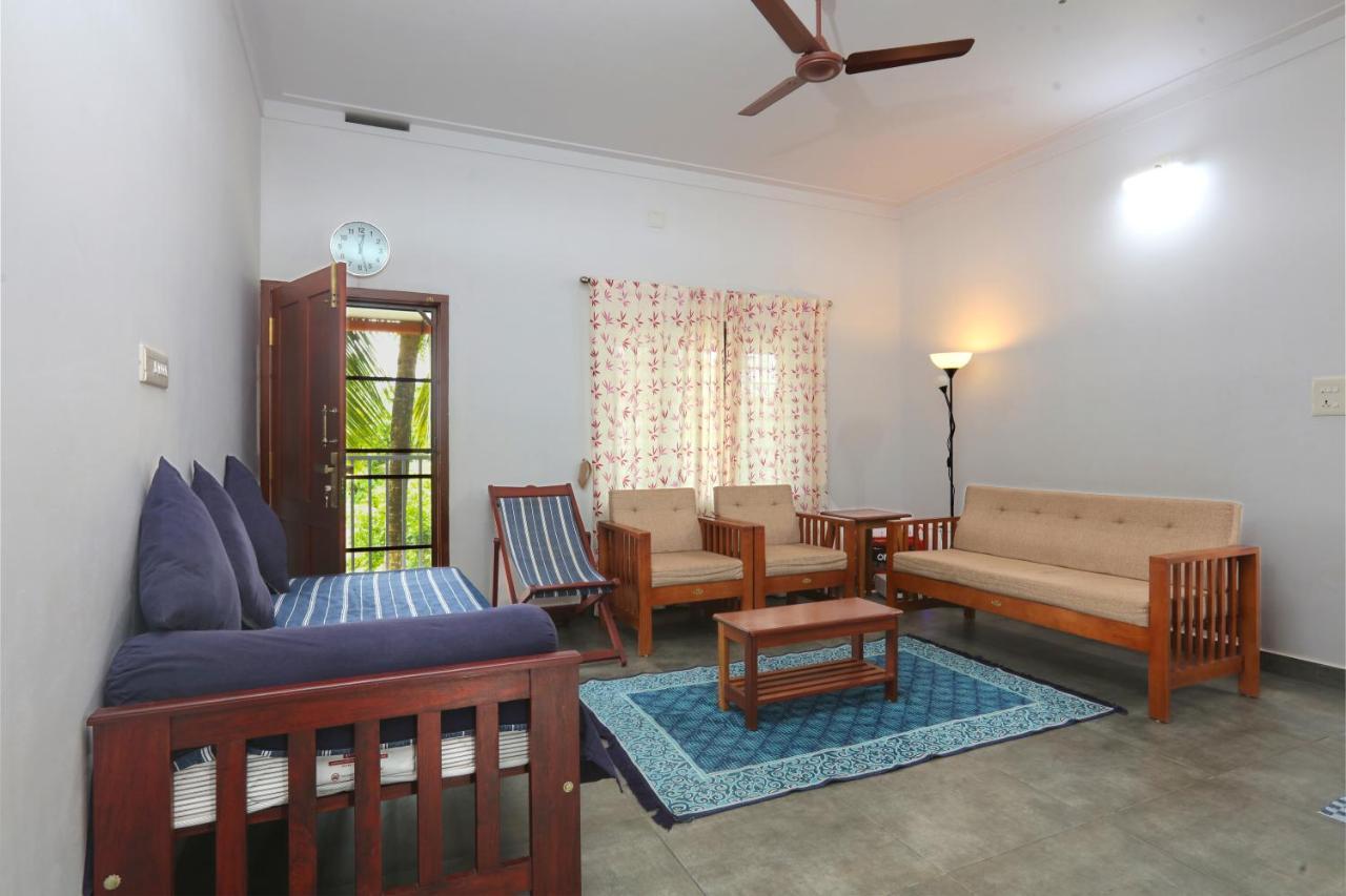 Monsoon Apartments 坎努尔 外观 照片